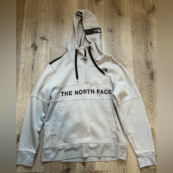 North face hoodie - Picture 1 of 6